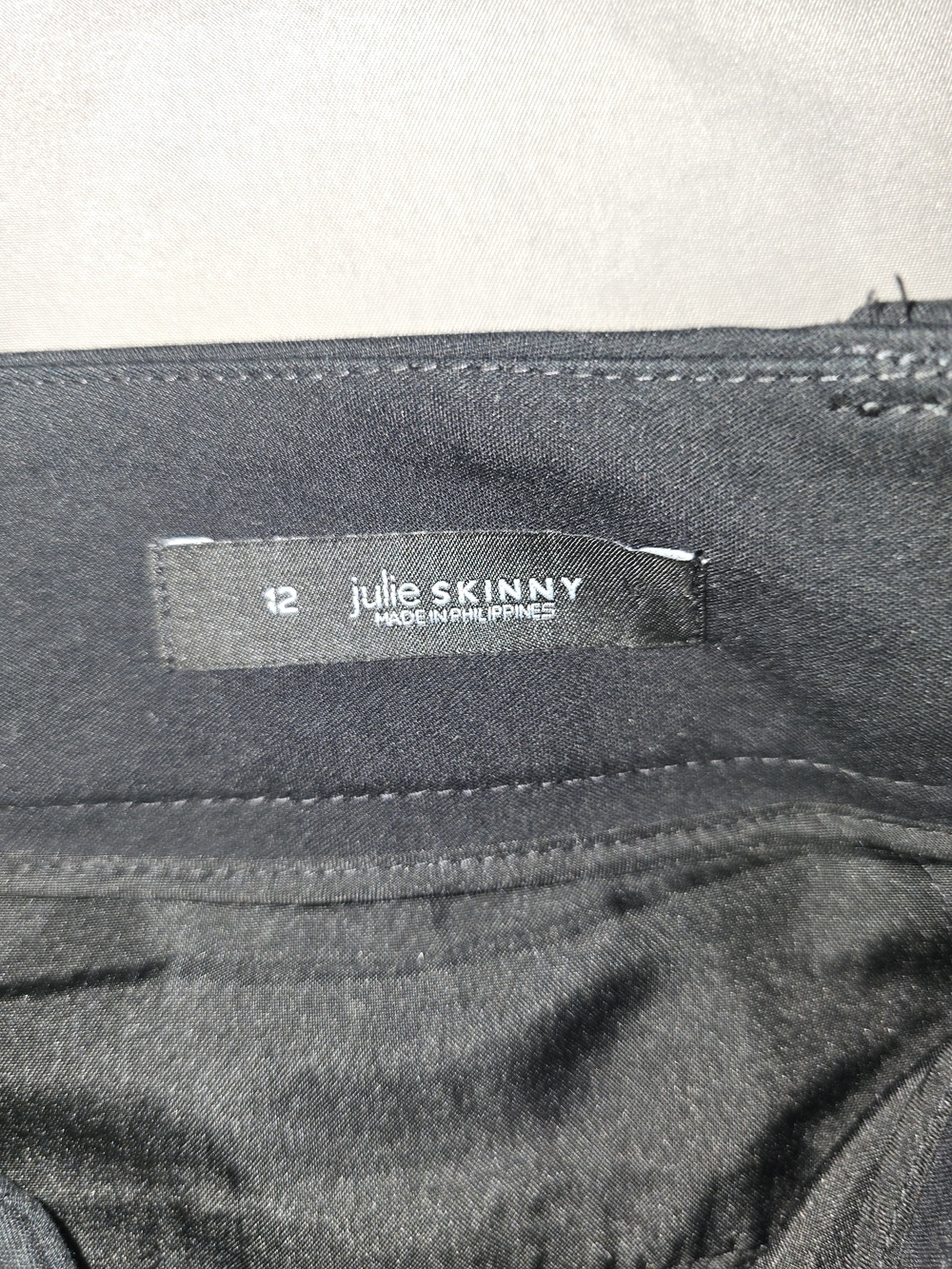 LOFT Black Julie Skinny Stretch Pants - Picture 4 of 5